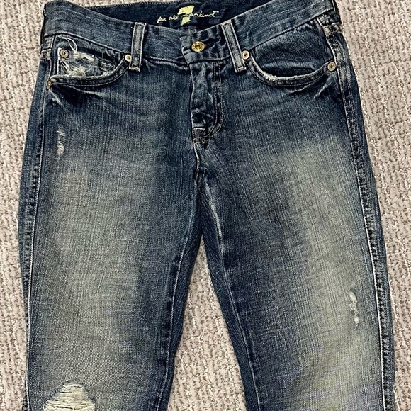 Seven jeans A Pocket with brass studs on A pocket. Size 25 from Nordstroms. - Picture 5 of 8